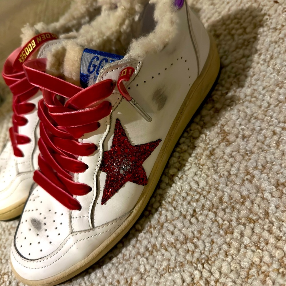 Women’s size 7 Golden Goose festive shearling lined, red velvet lace, red star